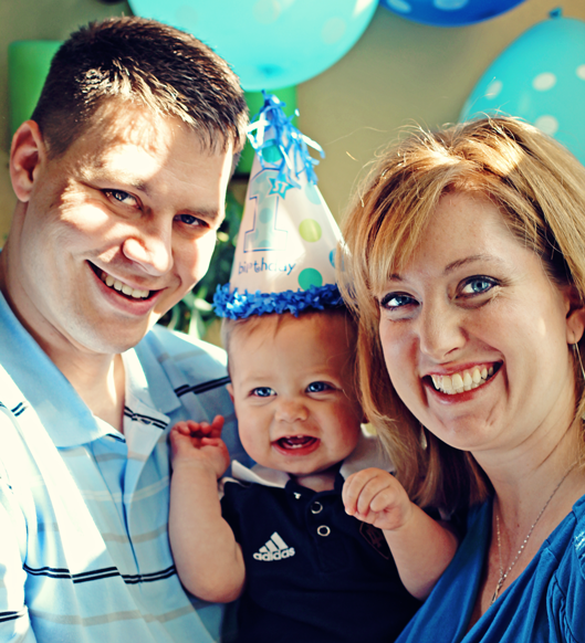 babies-first-birthday-party-family-photo shoot