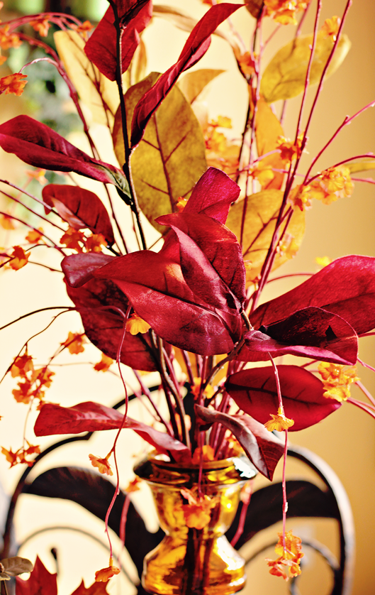 fall-folliage-for-tablescape fall bouquet