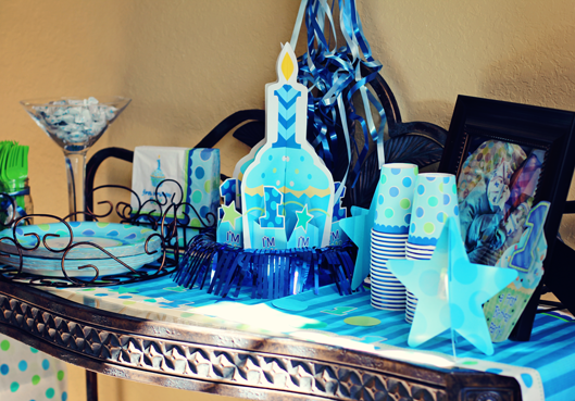 first-birthday-celebration-party decorations