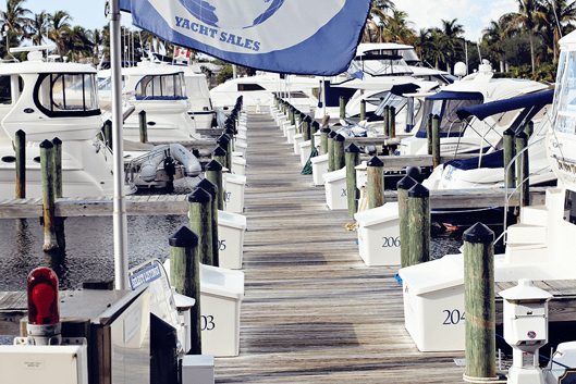 cape-harbour-pier-with-yach