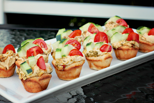 mini-hummus-cups