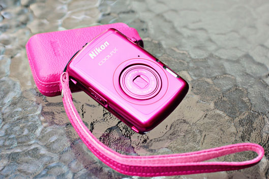 nikon-cool-pix-camera-pink