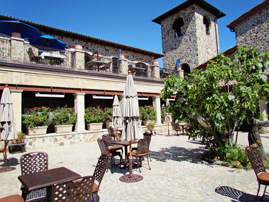 jacuzzi-courtyard-winery-ca