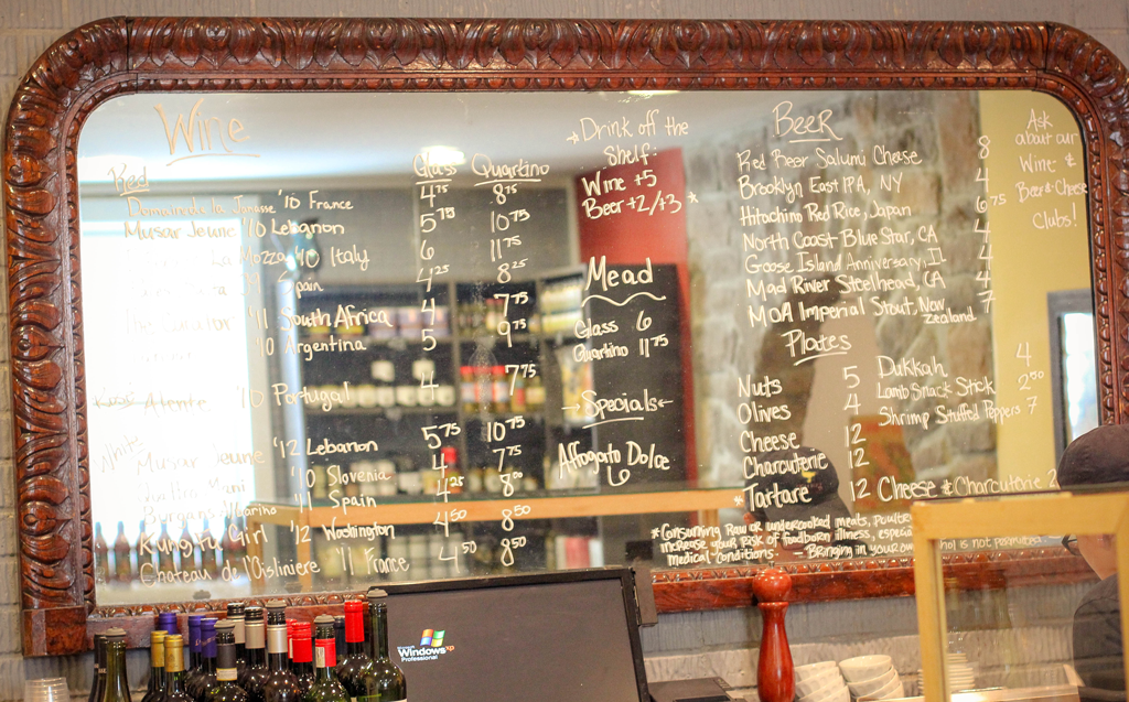 goose-market-indianapolis-bar-mirror