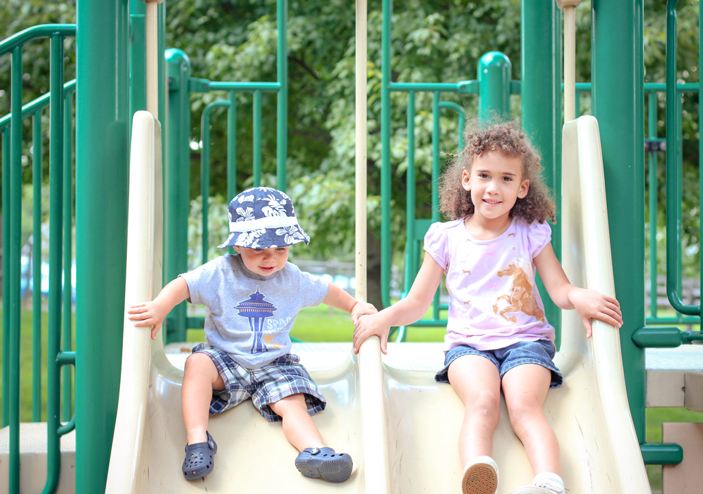 meeting-new-friends-on-playground
