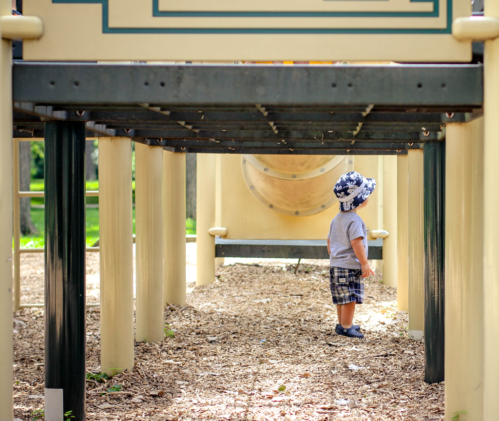 playground-tunnel