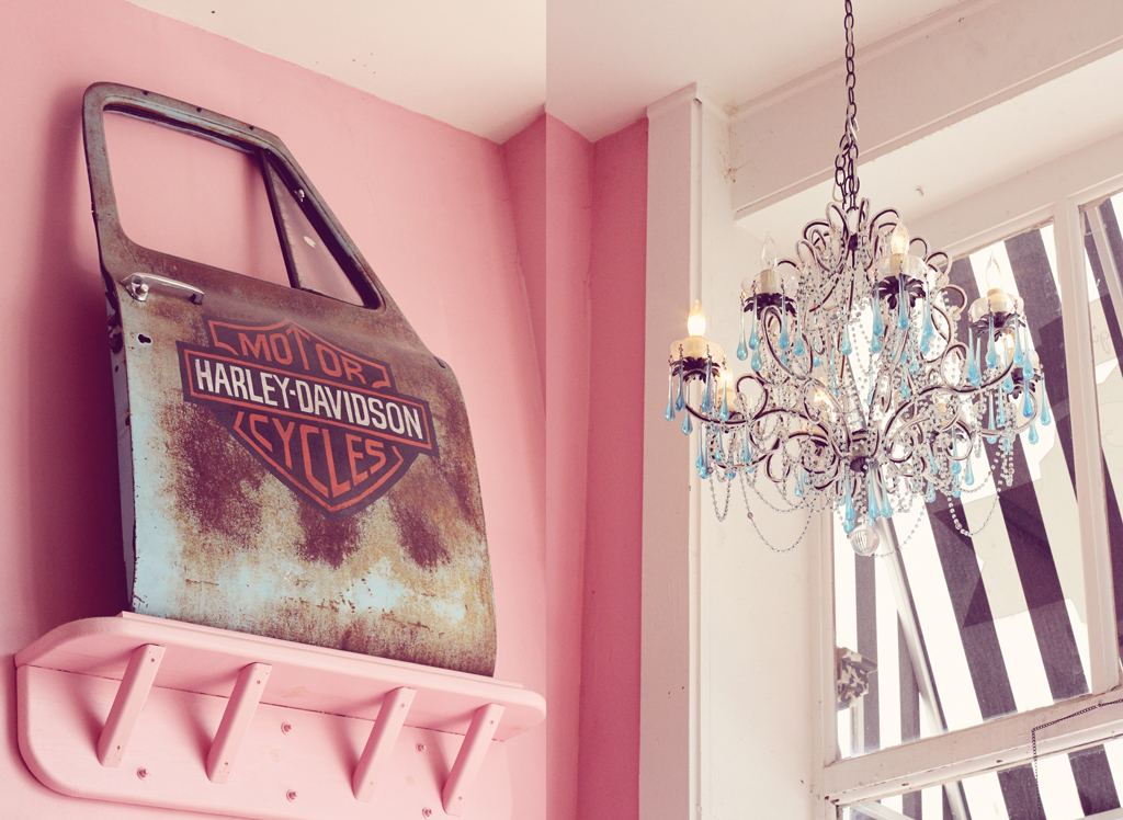 the-flying-cupcake-interior-decor-indianapolis