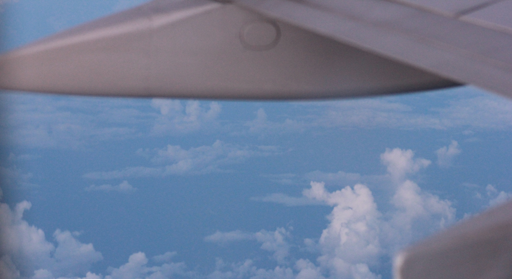 cloud-view-while-fllying-in-airplane