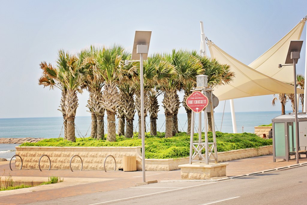 fort-crockett-galveston-beach