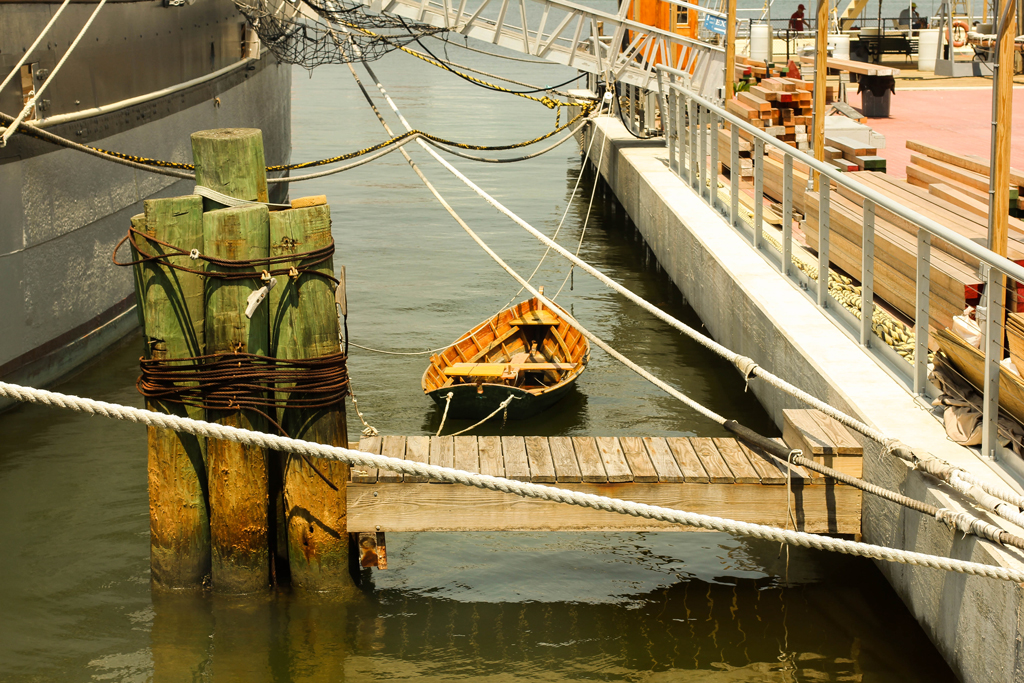 galveston-bay-ship-dingy-boat