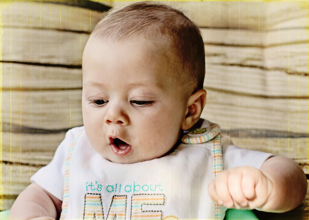 5-monthold-beautiful-baby-boy-surprised