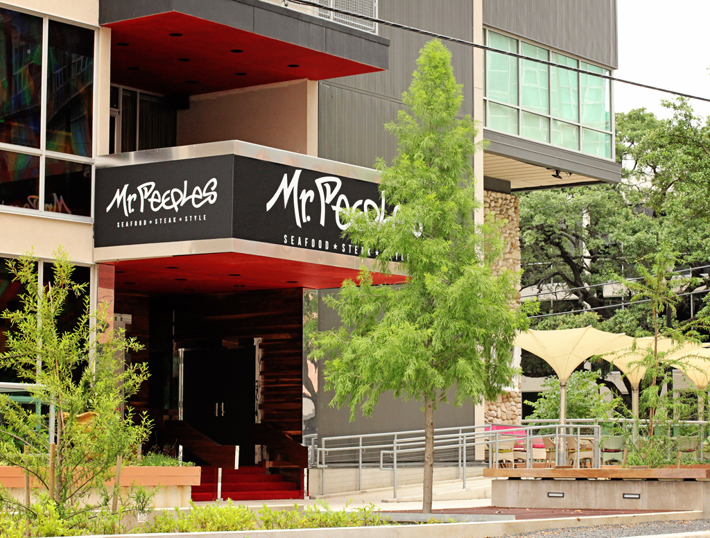 Mr.-Peaples-steak-seafood-midtown-houston-restaurant