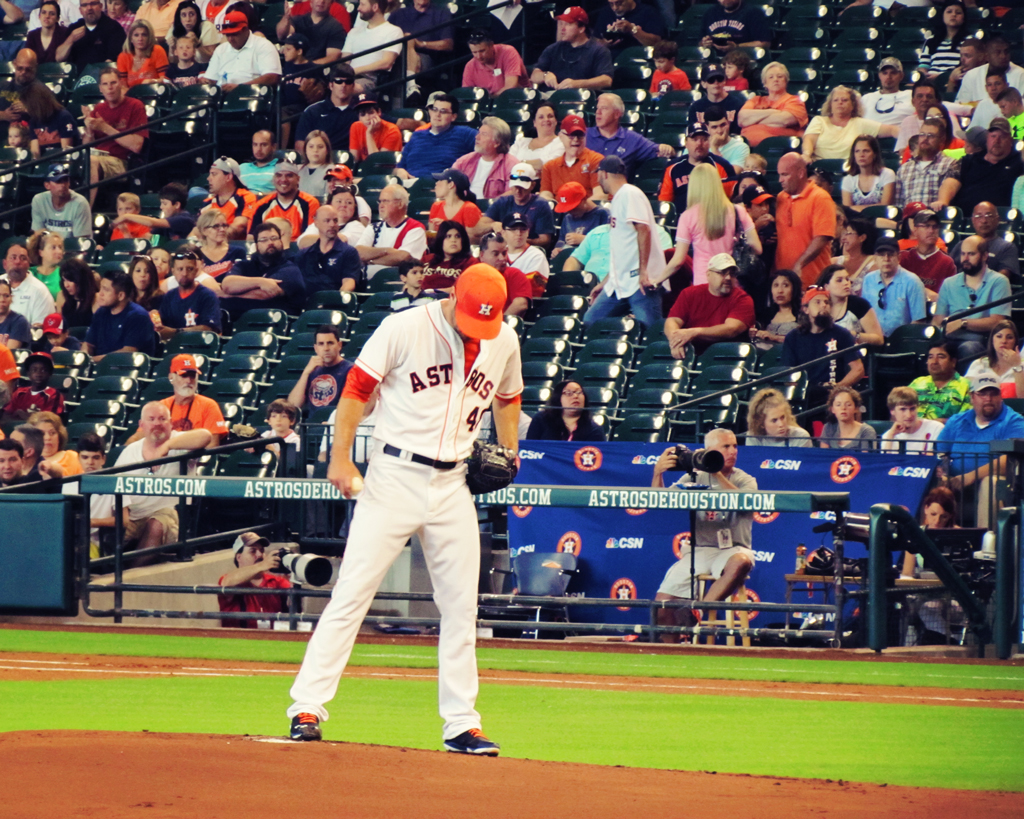 texas-astros-pitcher-baseball-game-houston-texas