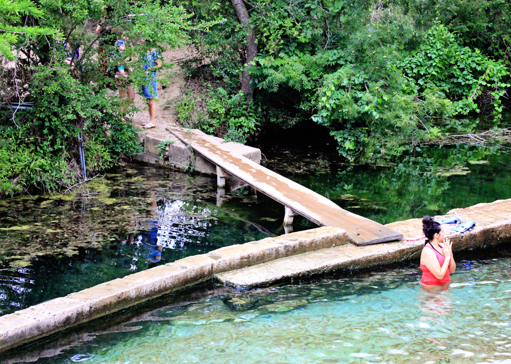 entrance-to-jacobs-well-artisian-springs