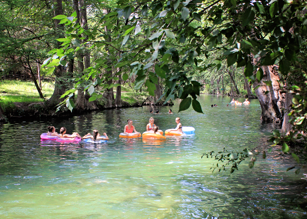 floating-on-tubes-on-cypress-creek-texas