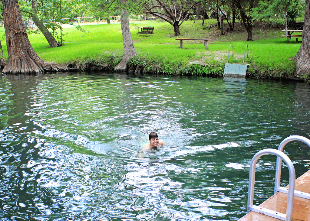 swimming-in-the-blue-hole-texas