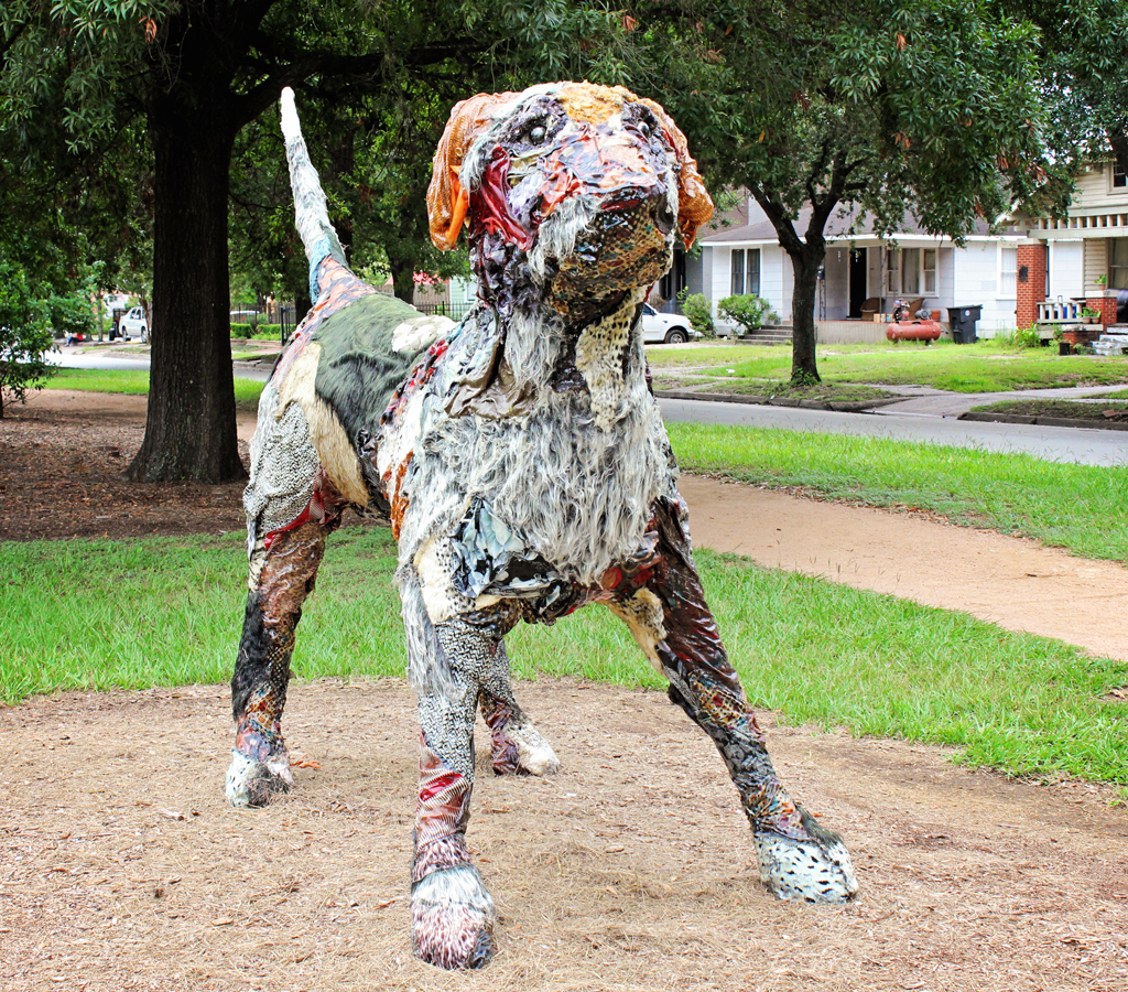 Pointing-North-sculpture-heights-houston-texas