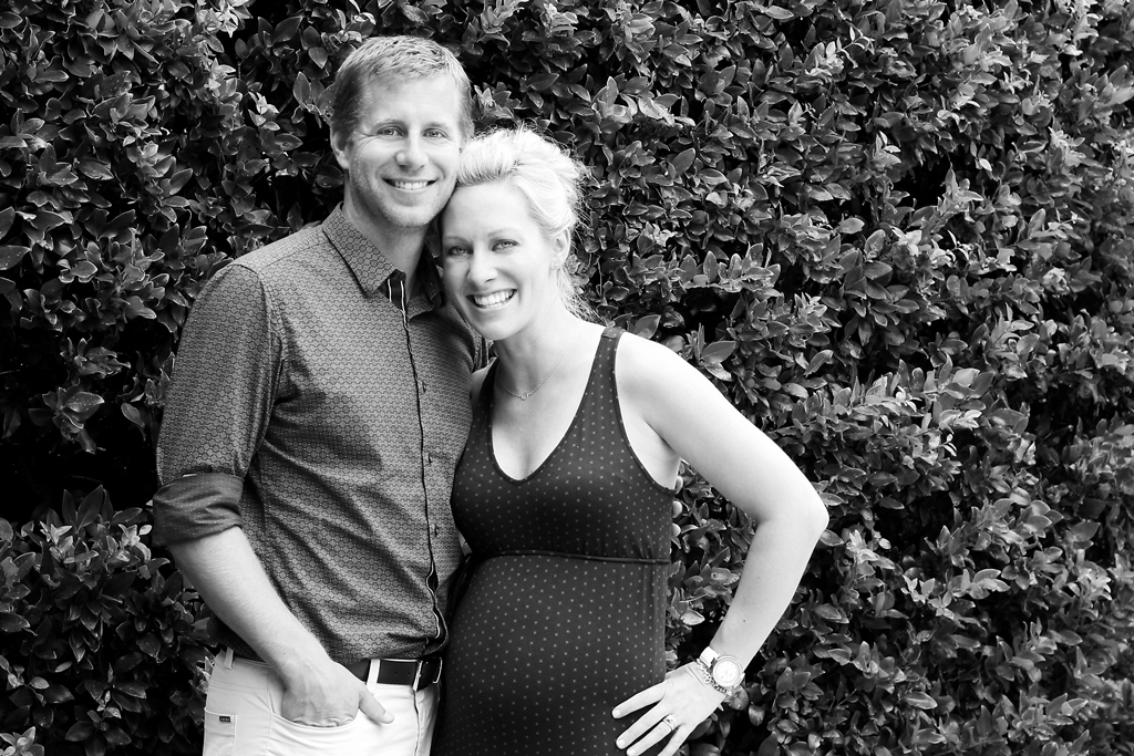 couple-maternity-photo-shoot-houston-texas