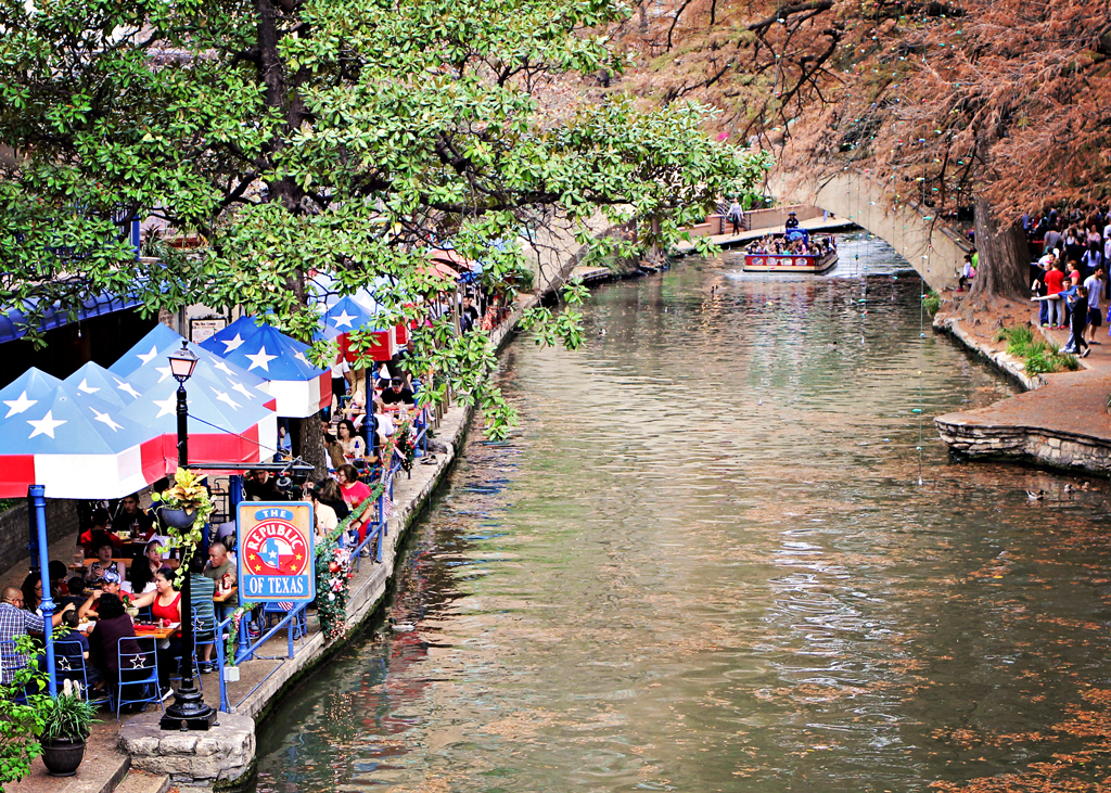 the-republic-of-texas-restaurant-riverwalk-san-antonio