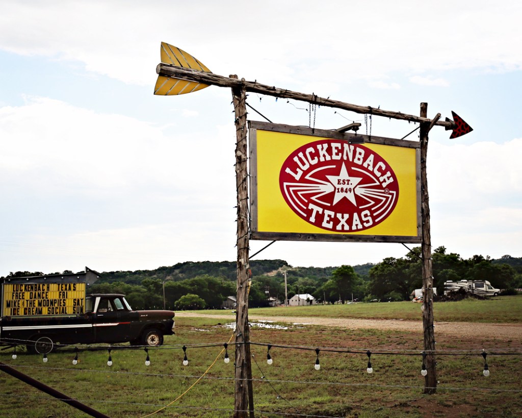 +Luckenbachtexassign