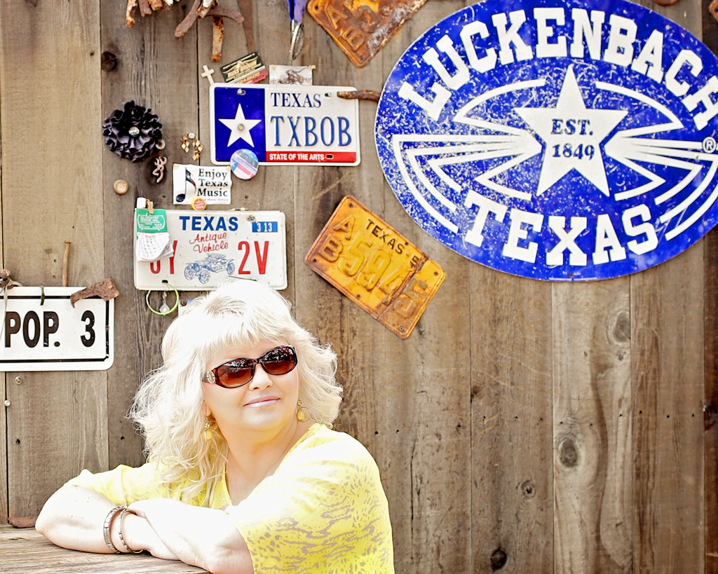 +touristinluckenbachtexas