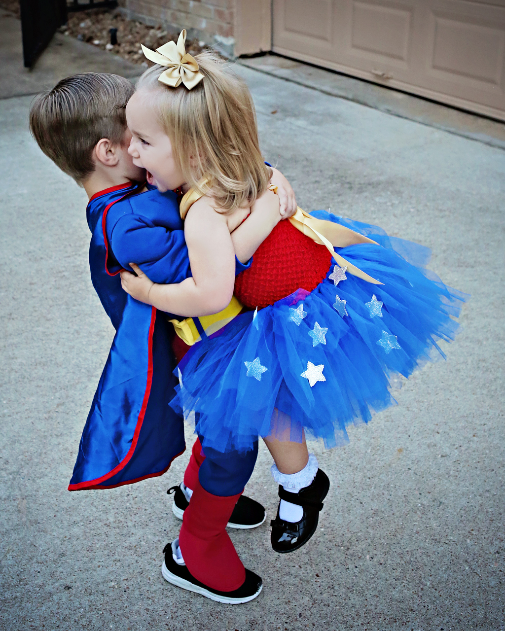 supermanwonderwomandancingkids